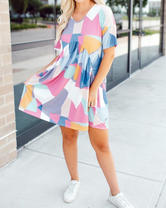 Contrast geometric pattern pleated dress