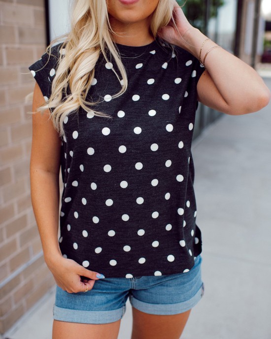 Round Dot Knitted T-shirt