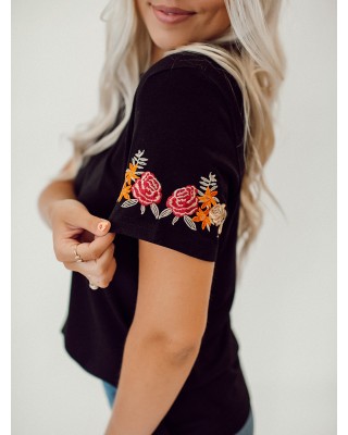 Rose embroidered black T-shirt